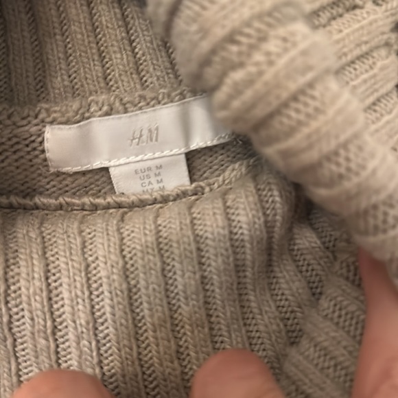 HM sweater - Picture 3 of 9